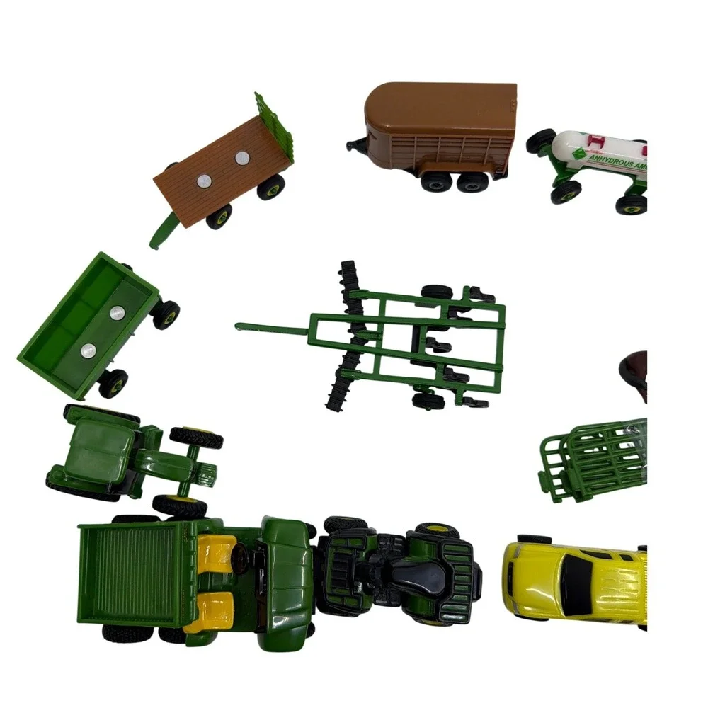 John Deere Ertl Farm Toys Tractor‎ Truck Trailer and more 15 Pieces Parts/Repair